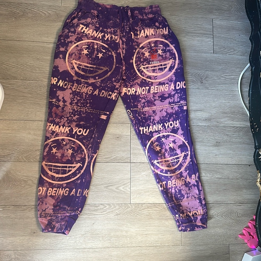 Snow milk distressed, sweatpants